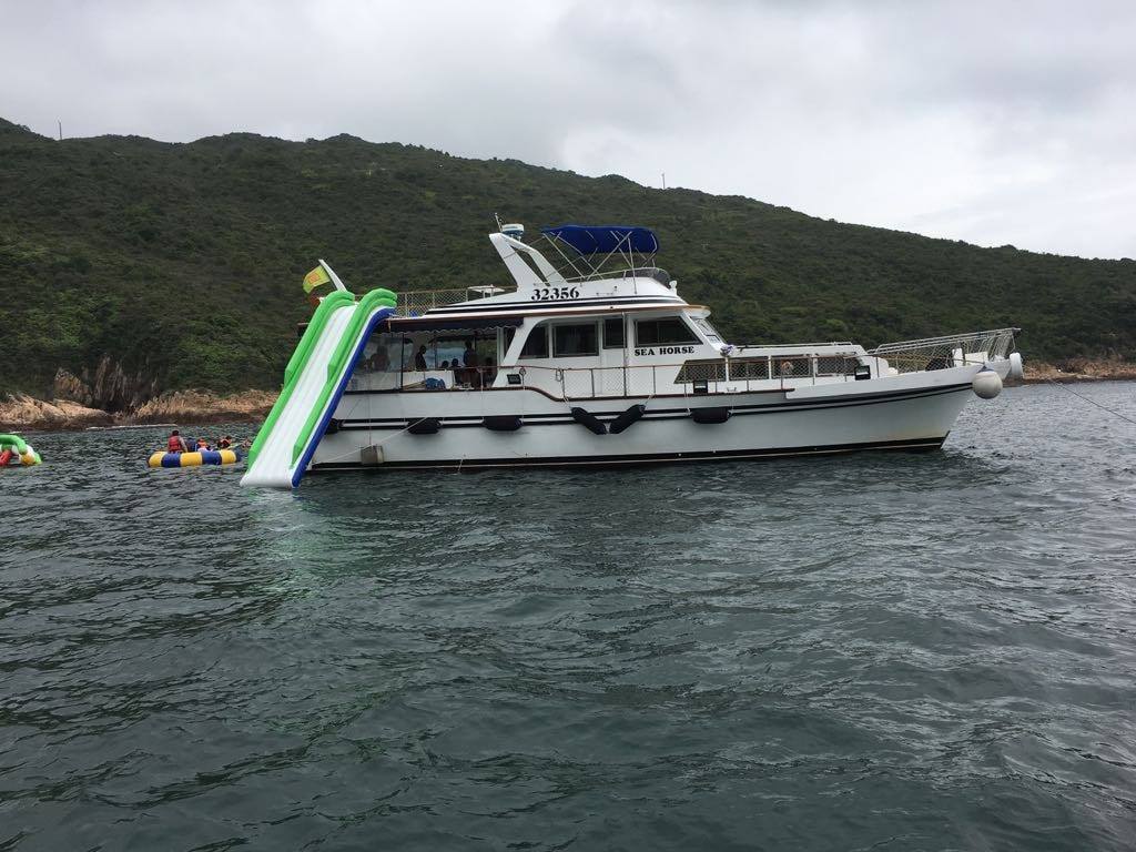香港遊艇網 遊艇租用: 32356